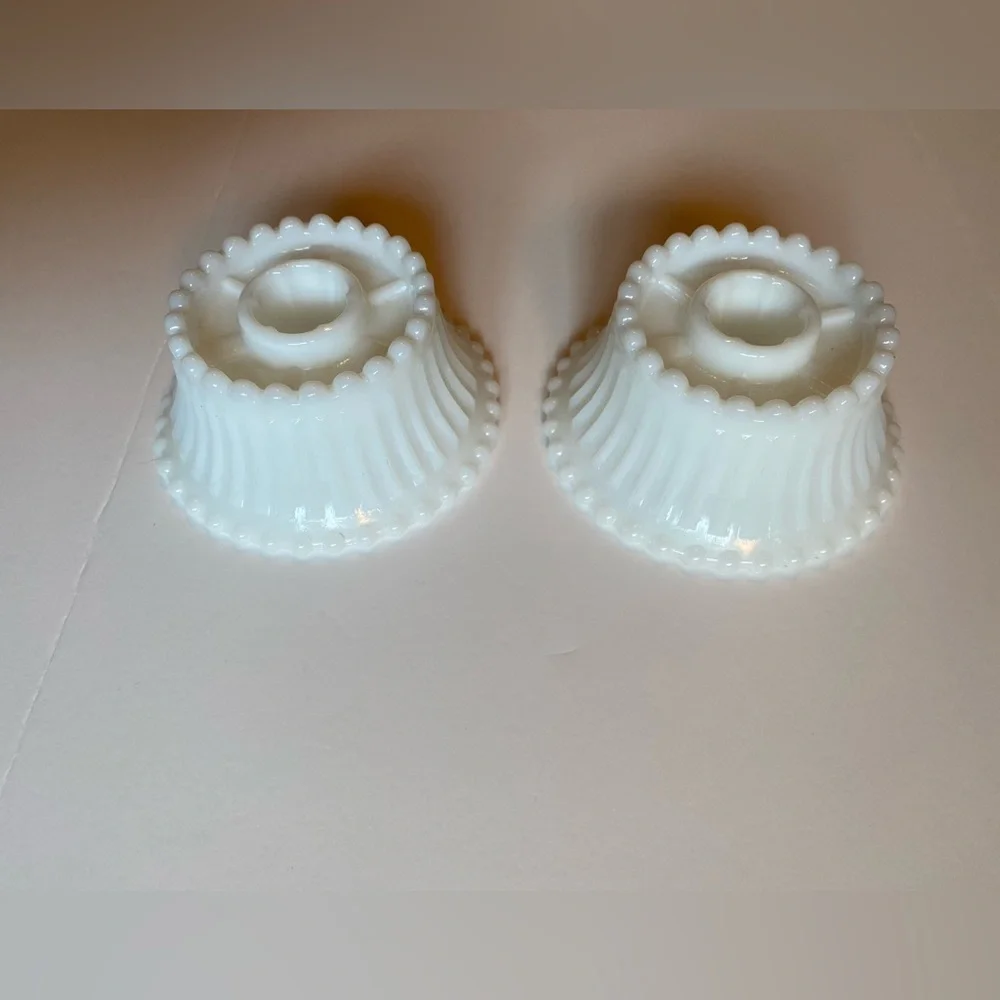 Antique Vintage White Milk Glass Candle Holders Set of 2 Excellent Condition